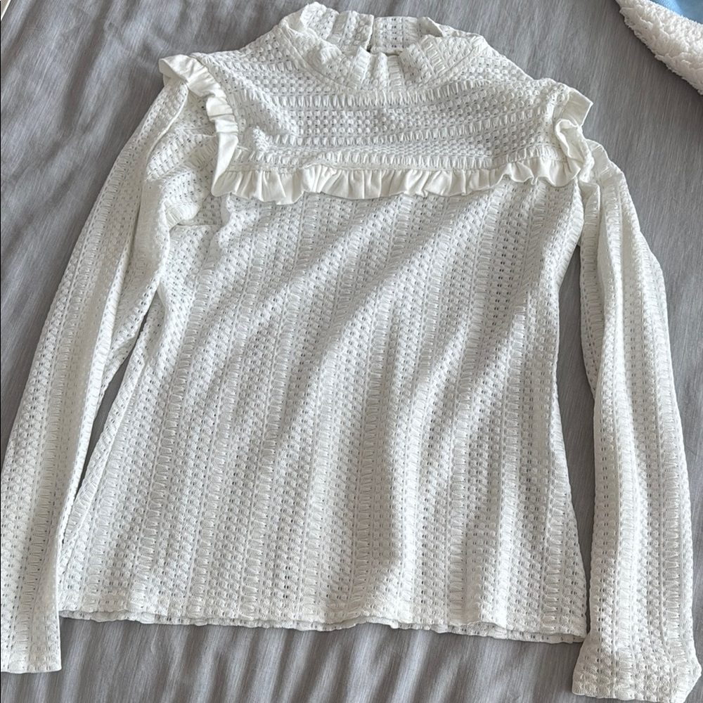 Molly Bracken White Textured Ruffle Blouse